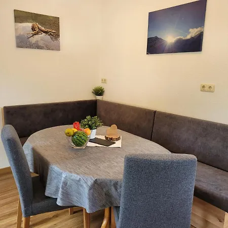 Sportapart Schweighofer Ski-in & Ski-out Apartment *